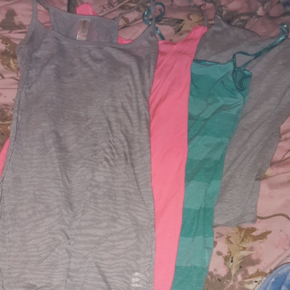 Tank top bundle